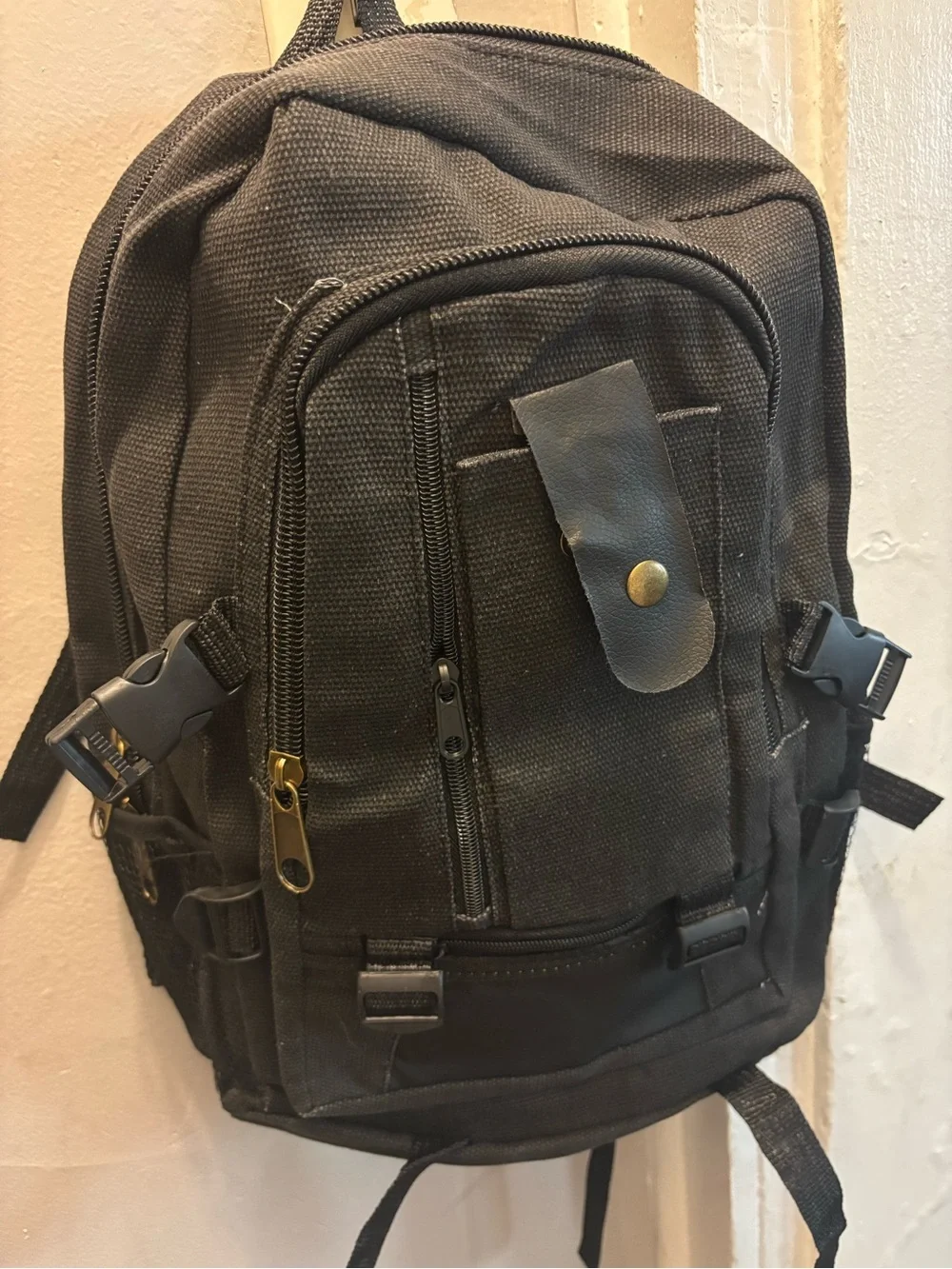Men's Black Canvas Everyday Backpack